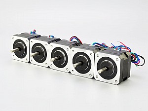 ステッピング モーターの正方向と逆方向を調整するにはどうすればよいですか?