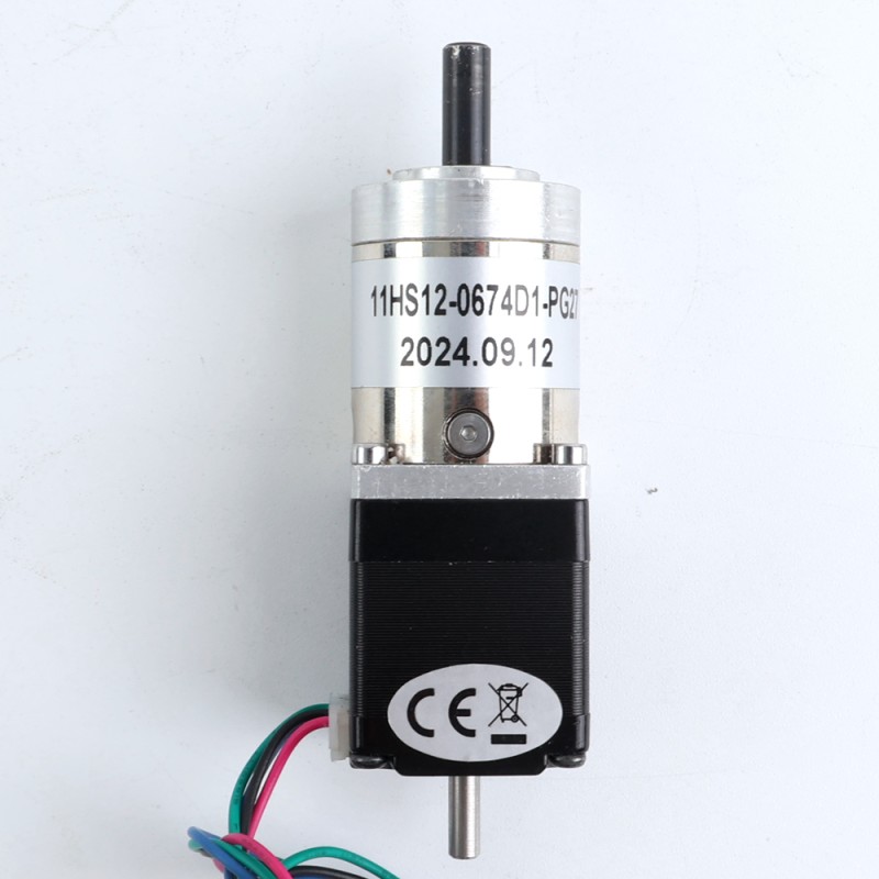 Nema 11 ステッパー L=31mm、リアシャフト、ネジ穴、ギア比 27:1 ギアボックス付き