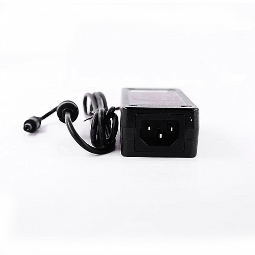 GSM40A15-P1J MEANWELL 40W 15VDC 2.67A 115/230VAC AC-DC 信頼性の高いグリーン医療用アダプター