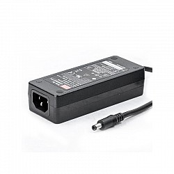 GSM60A07-P1J MEANWELL 45W 7.5.5VDC 6A 115/230VAC AC-DC 信頼性の高いグリーン医療用アダプター