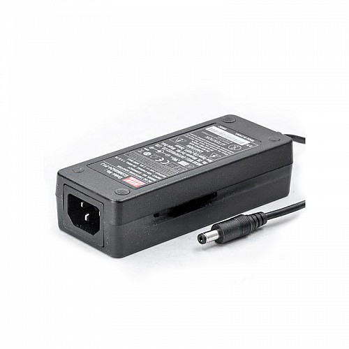 GSM60A24-P1J MEANWELL 60W 24VDC 2.5A 115/230VAC AC-DC 信頼性の高いグリーン医療用アダプター