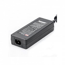 GST120A24-R7B MEANWELL 120W 24VDC 5A 115/230VAC AC-DC 信頼性の高いグリーン産業用アダプタ