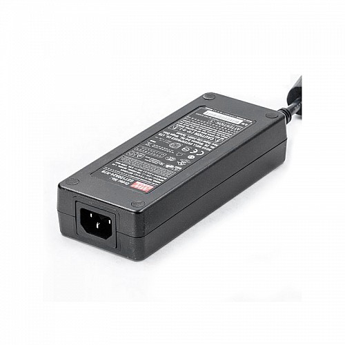 GST120A24-R7B MEANWELL 120W 24VDC 5A 115/230VAC AC-DC 信頼性の高いグリーン産業用アダプタ