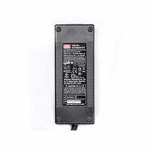 GST220A20-R7B MEANWELL 220W 20VDC 11A 115/230VAC AC-DC 信頼性の高いグリーン産業用アダプター