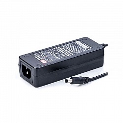 GST40A09-P1J MEANWELL 40W 9VDC 4.45A 115/230VAC AC-DC 信頼性の高いグリーン産業用アダプタ