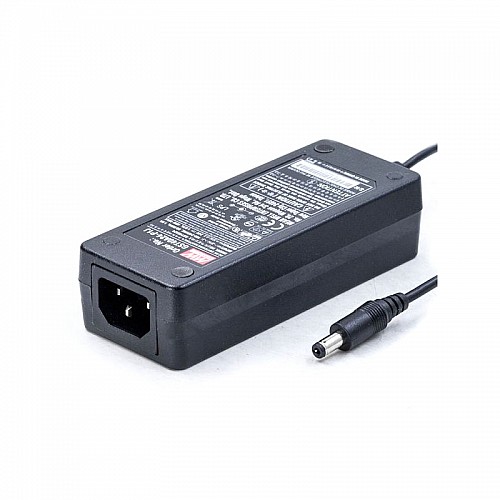 GST40A24-P1J MEANWELL 40W 24VDC 1.67A 115/230VAC AC-DC 信頼性の高いグリーン産業用アダプタ