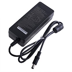 GST60A15-P1J MEANWELL 60W 15VDC 4A 115/230VAC AC-DC 信頼性の高いグリーン産業用アダプタ