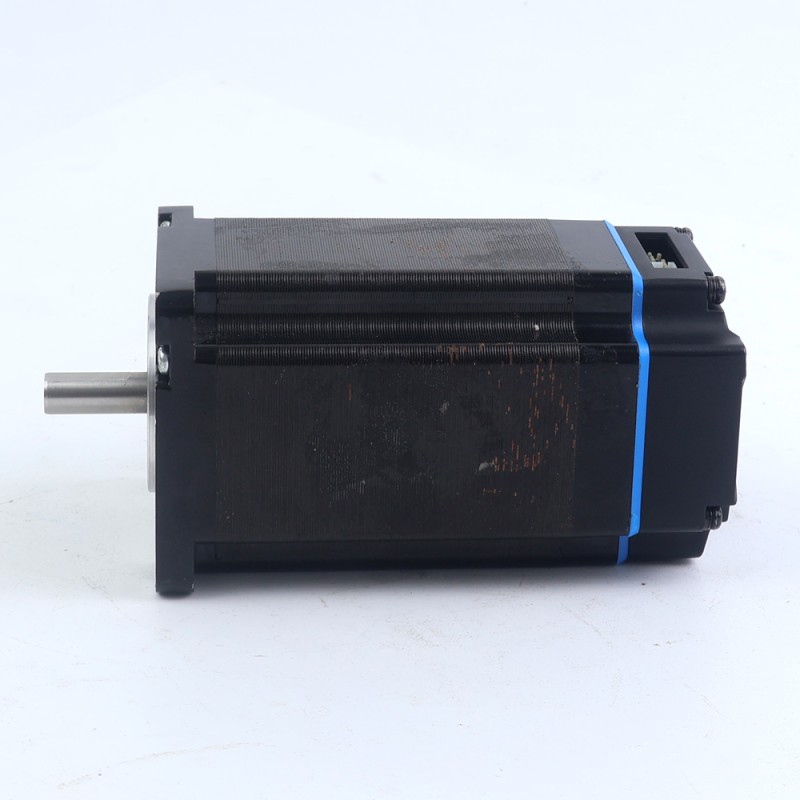 iDM シリーズ NEMA 23 一体型ステッピング モーター 3.1Nm (439oz.in) 20-50VDC